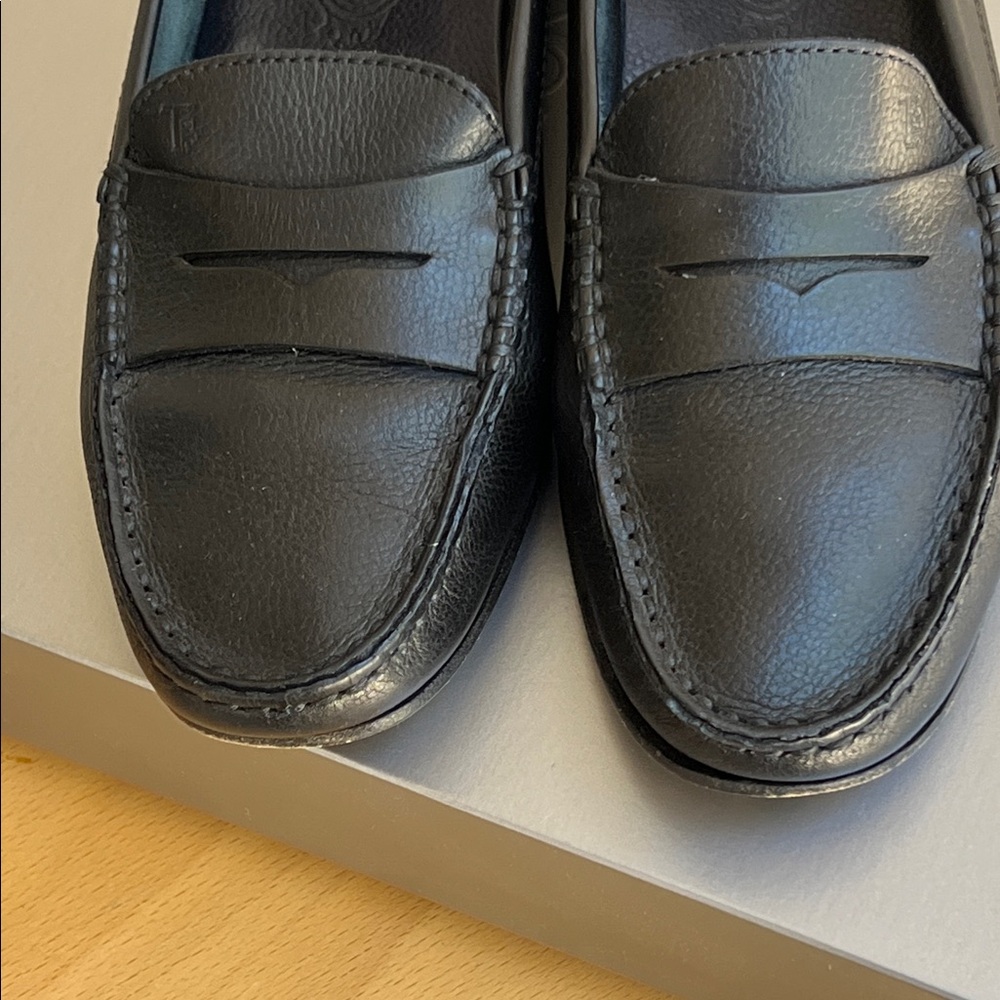 Tod's Black Leather Loafers - Picture 4 of 16